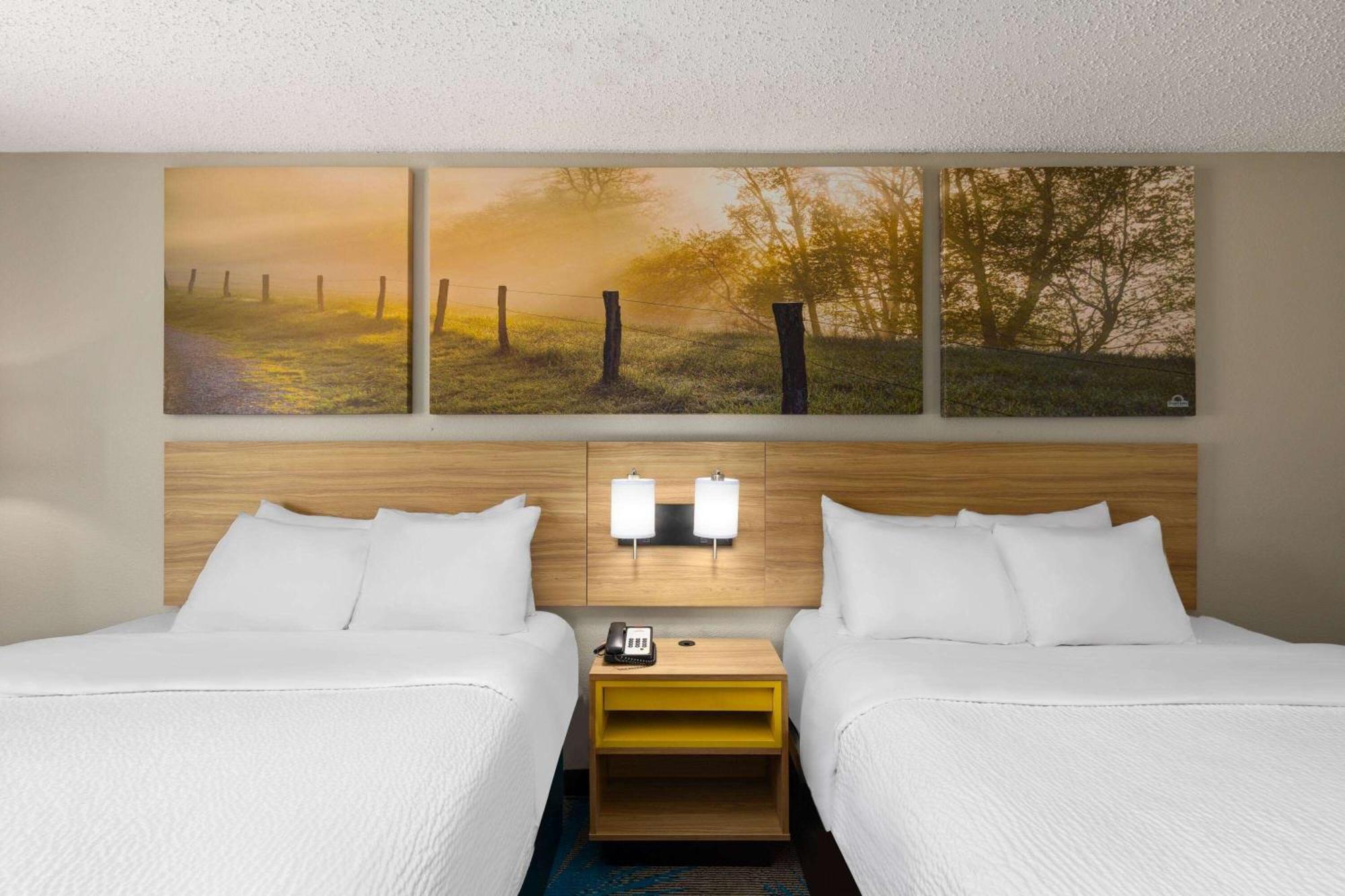 Days Inn By Wyndham Glasgow Kültér fotó